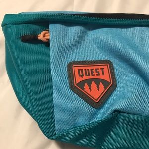 Quest Fanny pack